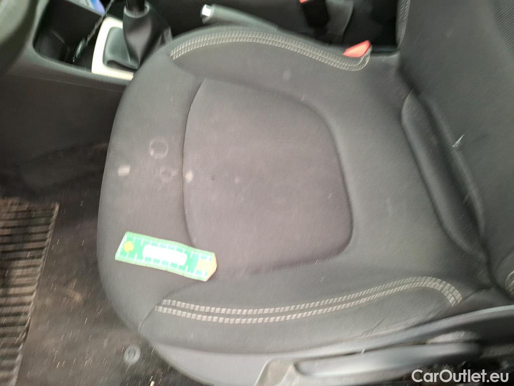  Renault  Captur  Business 0.9 TCe 90CV BVM5 E6 #36