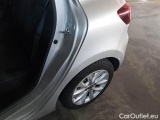  Renault  Clio RENAULT  / 2019 / 5P / BERLINA 1.5 DCI BLUE 63KW ZEN #102