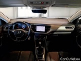  Volkswagen  T-ROC VOLKSWAGEN  / 2017 / 5P / SUV 2.0 TDI SCR BUSINESS DSG #3