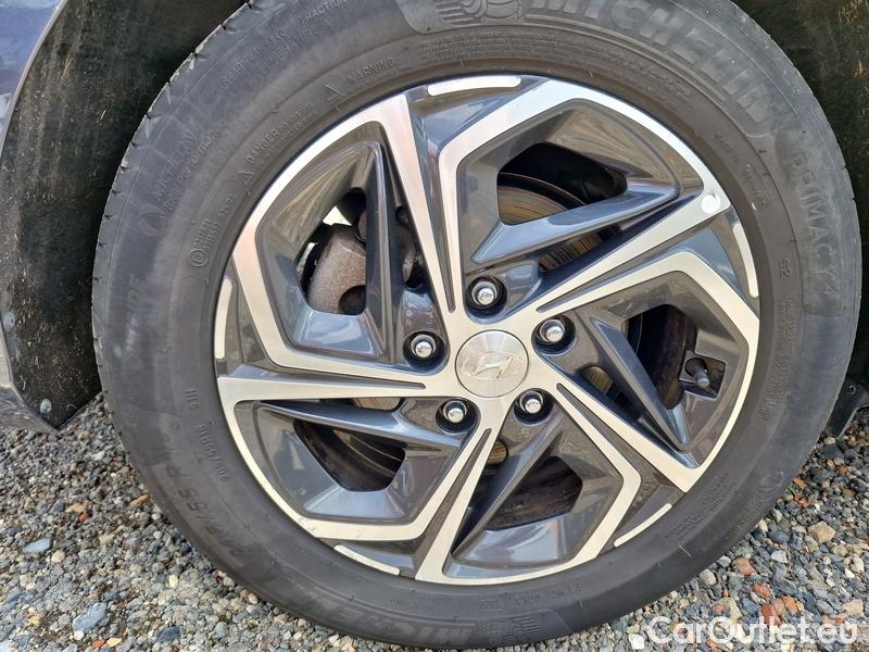  Hyundai  i30   cw (PD)(2017->)  kom.1.0TGDI Family Comf #18