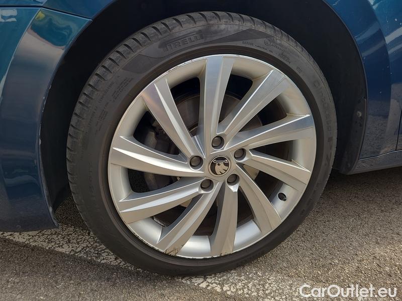  Skoda  Octavia  Combi (NX3)(2020) Oct.Com.1.4TSI 150 Style AT #2