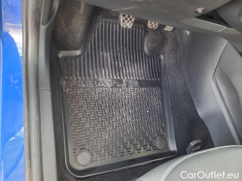  Skoda  Fabia  Combi (2015)  Com.1.0TSI 70 Ambition #4