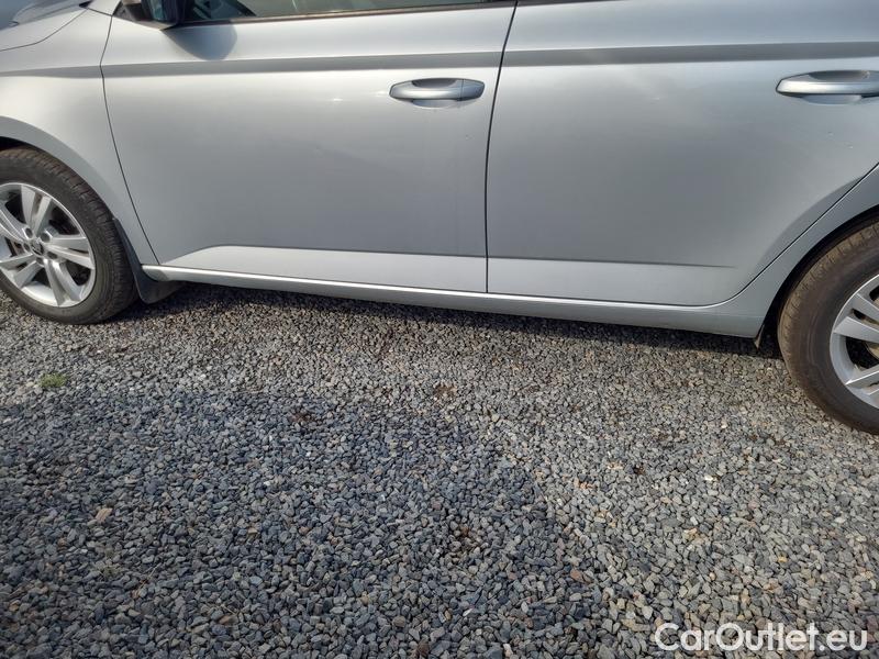  Skoda  Fabia  Combi (2015)  Com.1.0TSI 70 Style #5
