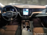  Volvo  XC60 VOLVO  / 2021 / 5P / SUV B4 D AWD AUTOMATICO CORE #3