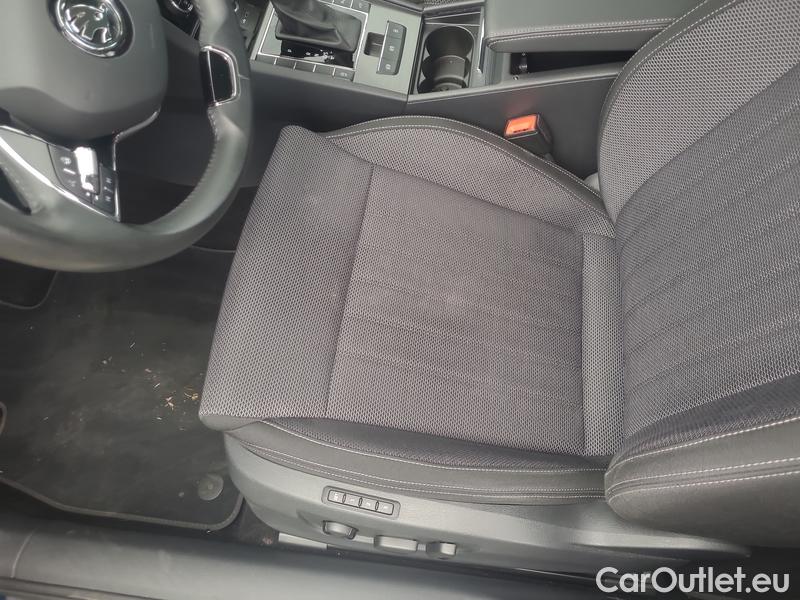  Skoda  Superb  (3V3)(2015) Supe.FL2.0TDI 110 Style AT #28