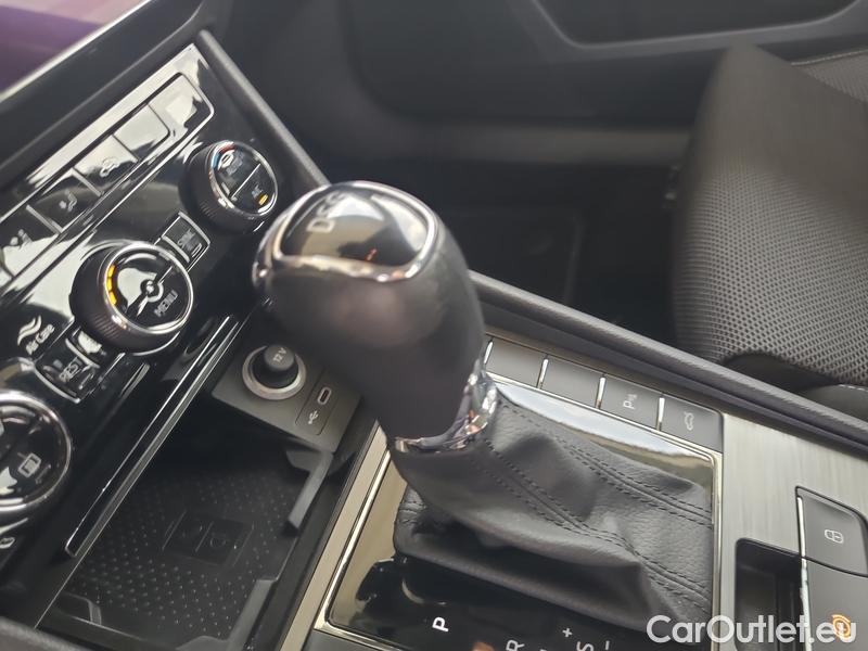  Skoda  Superb  (3V3)(2015) Supe.FL2.0TDI 110 Style AT #18