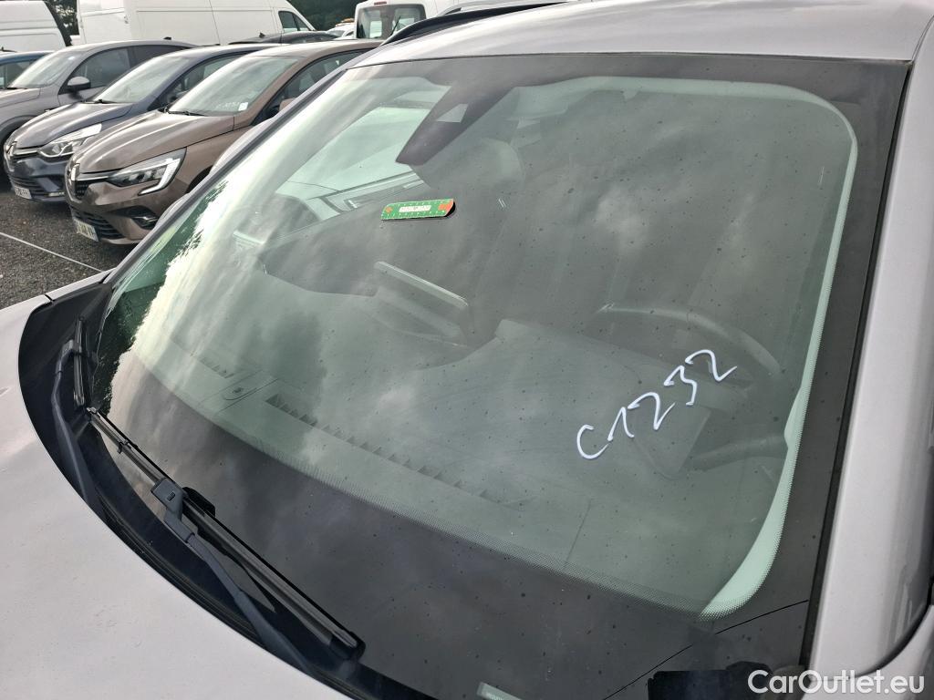  Peugeot  2008  Allure Business 1.5 HDi 110CV BVM6 E6d #28