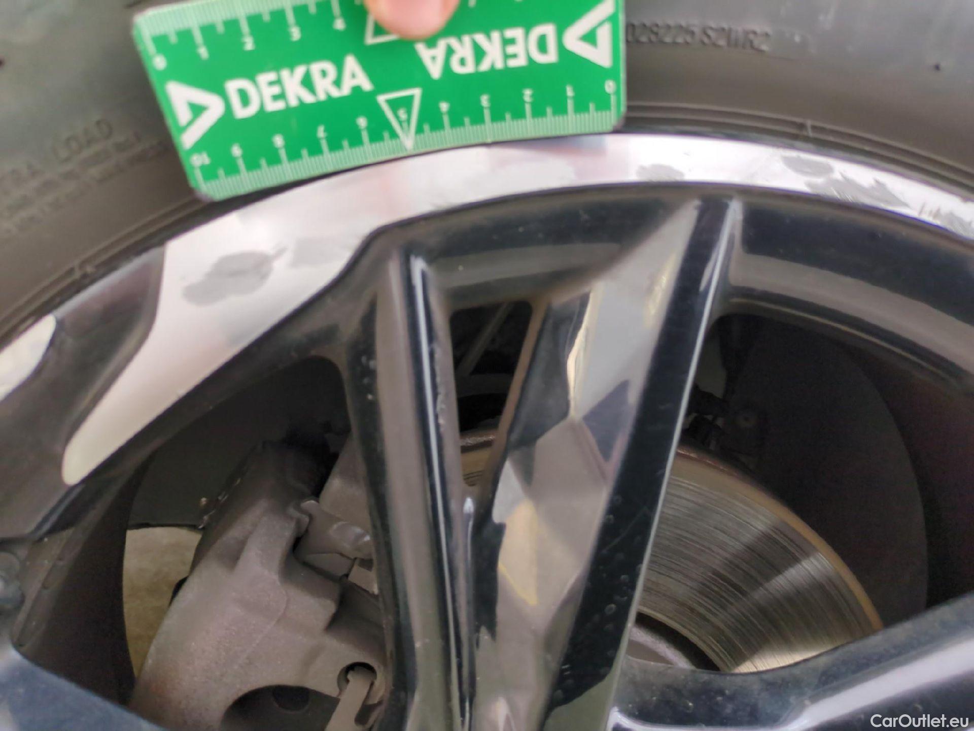  DS  DS7 7 Crossback Performance Line 1.5 BlueHDi 130CV BVA8 E6d #20