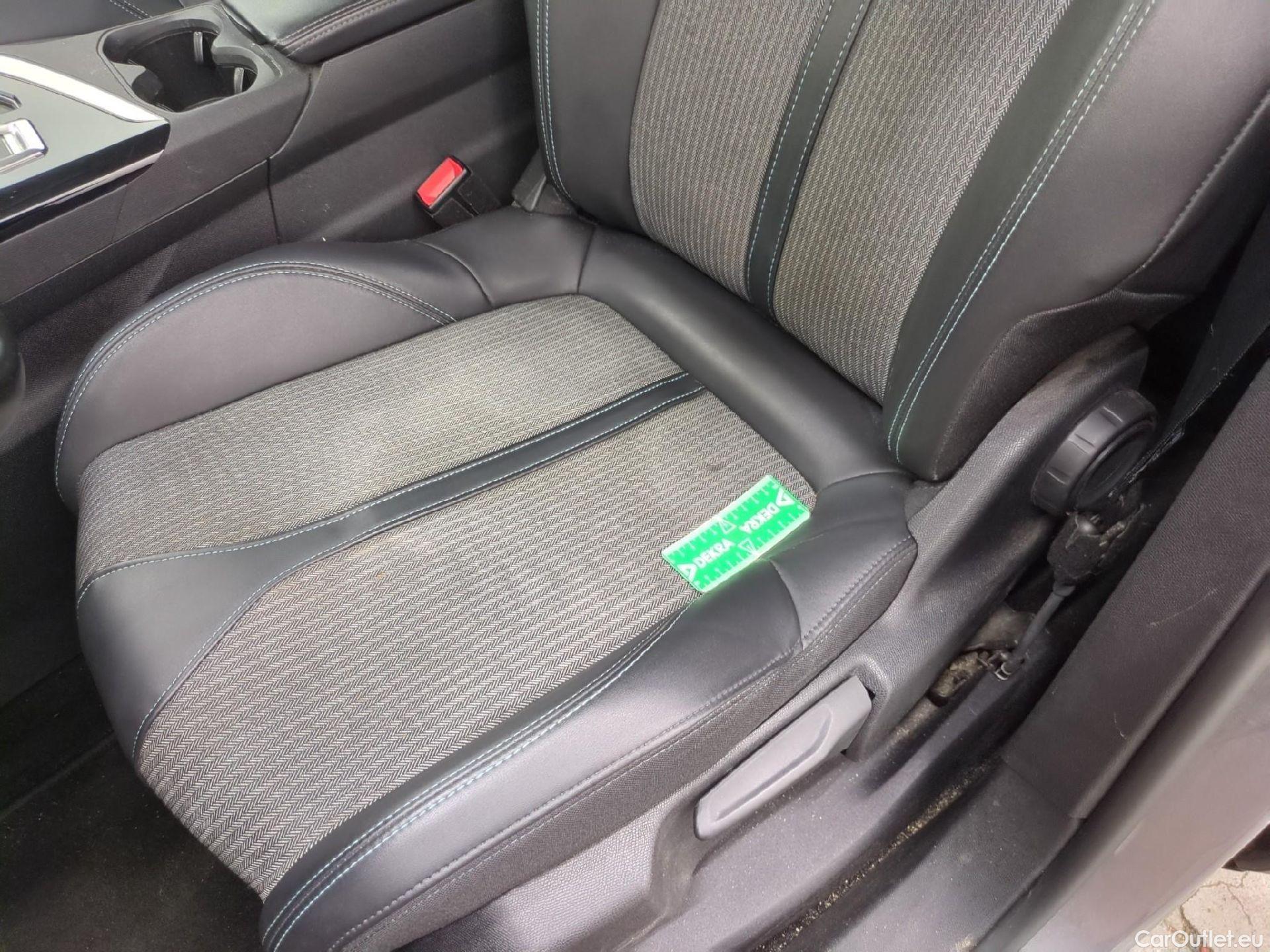  Peugeot  5008  Allure 1.2 PureTech 130CV BVA8 7 Sieges E6d #2