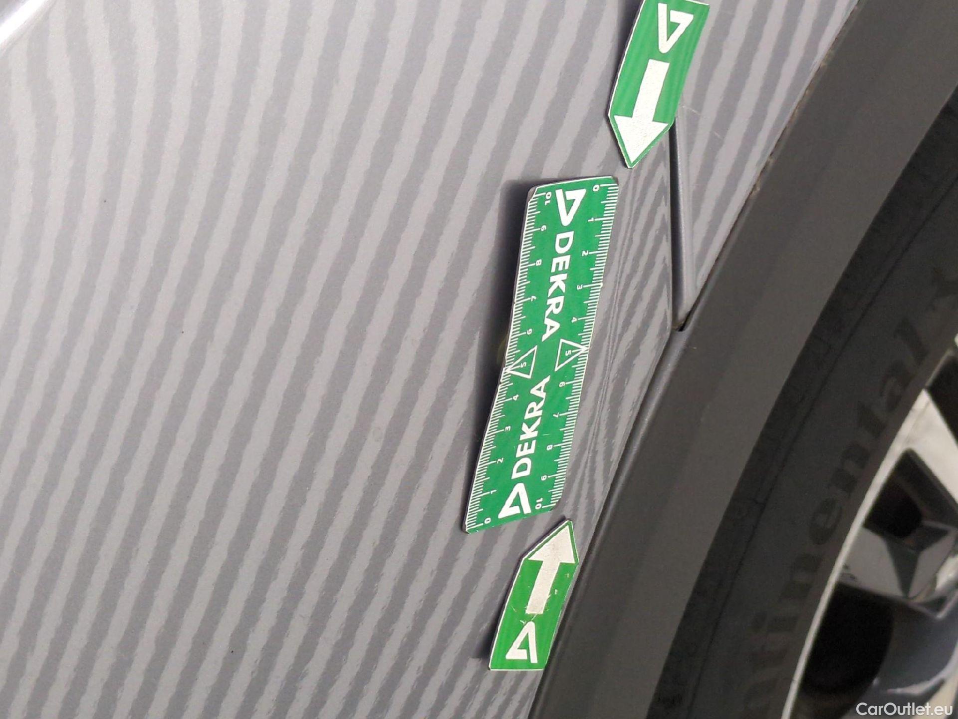  Peugeot  5008  Allure 1.2 PureTech 130CV BVA8 7 Sieges E6d #64