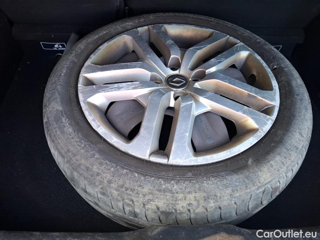  Renault  Clio RENAULT  / 2016 / 5P / Berline &Business dCi 90 #4
