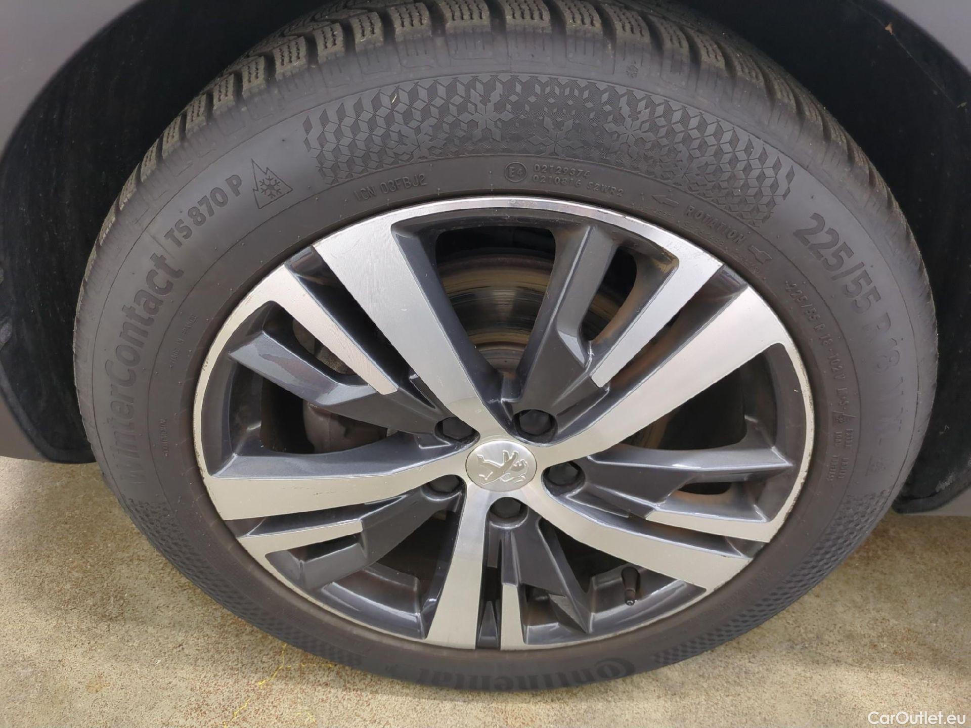  Peugeot  5008  Allure 1.2 PureTech 130CV BVA8 7 Sieges E6d #32