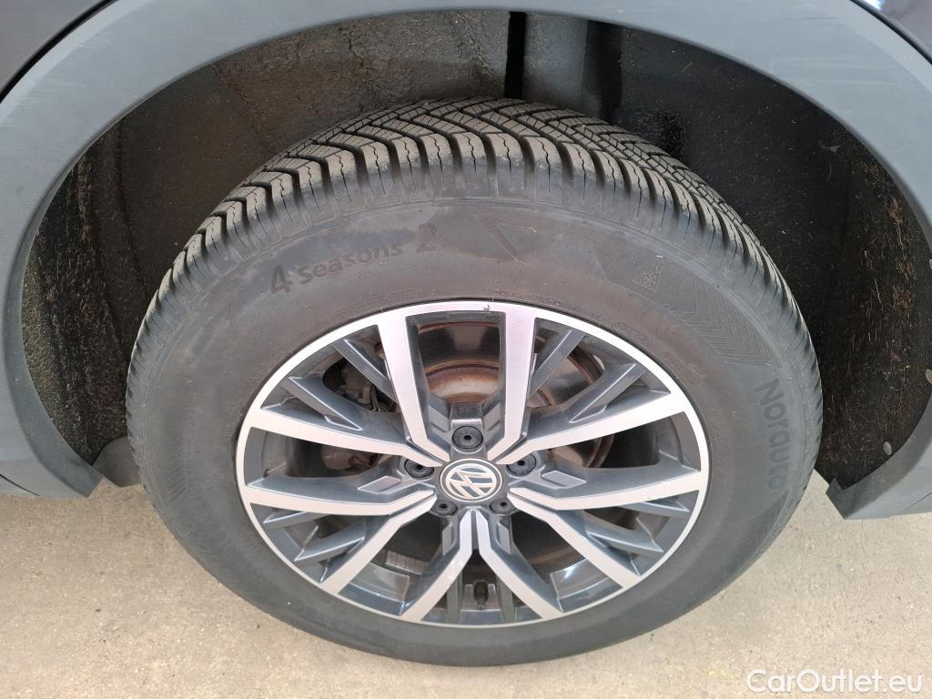 Volkswagen  Tiguan VOLKSWAGEN  Allspace 5p SUV 2.0 TDI 150 DSG7 Confortline Business #106