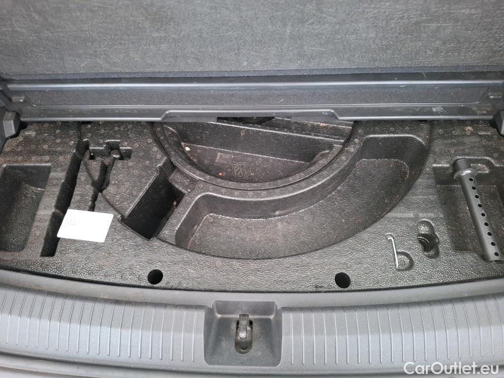  Volkswagen  Tiguan VOLKSWAGEN  Allspace 5p SUV 2.0 TDI 150 DSG7 Confortline Business #95