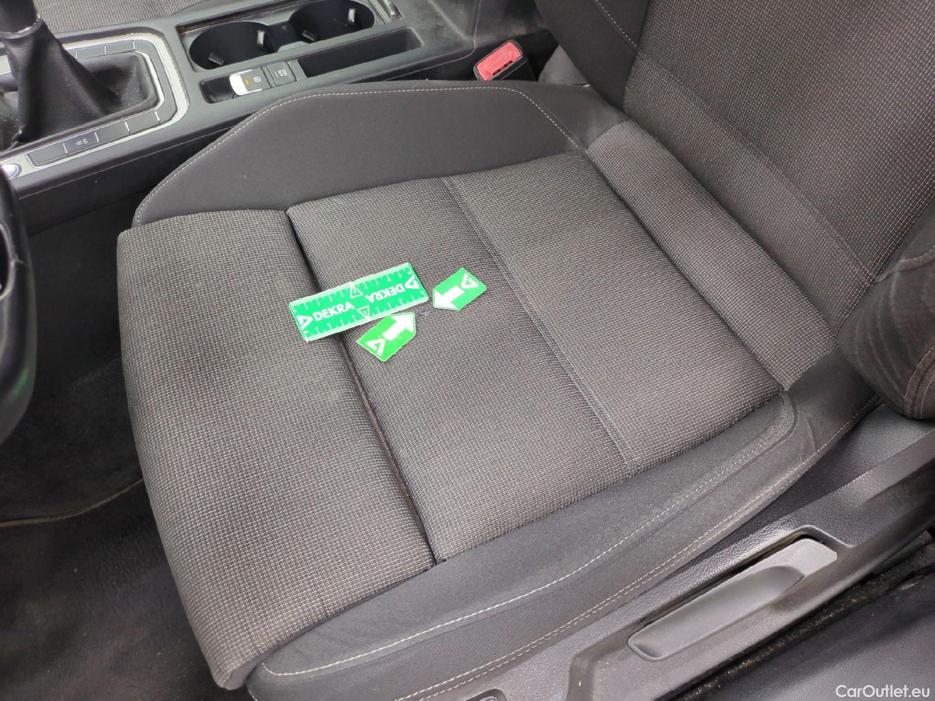  Volkswagen  Passat  Berline Comfortline BMT/Start-Stopp 2.0 TDI 150CV BVM6 E6 #18