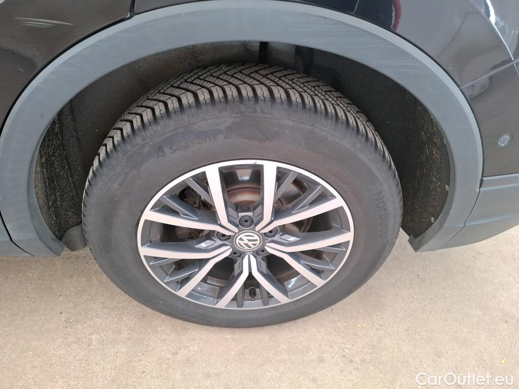  Volkswagen  Tiguan VOLKSWAGEN  Allspace 5p SUV 2.0 TDI 150 DSG7 Confortline Business #83