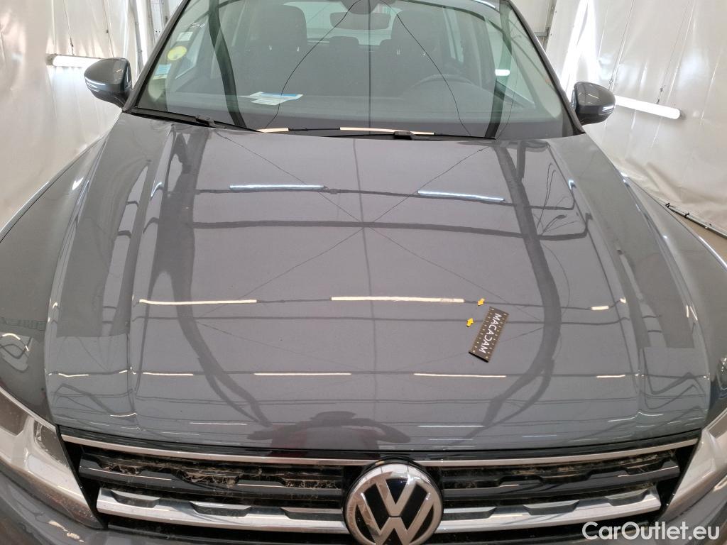  Volkswagen  Tiguan VOLKSWAGEN  / 2016 / 5P / SUV 2.0 TDI 150 DSG7 Confortline Business #11