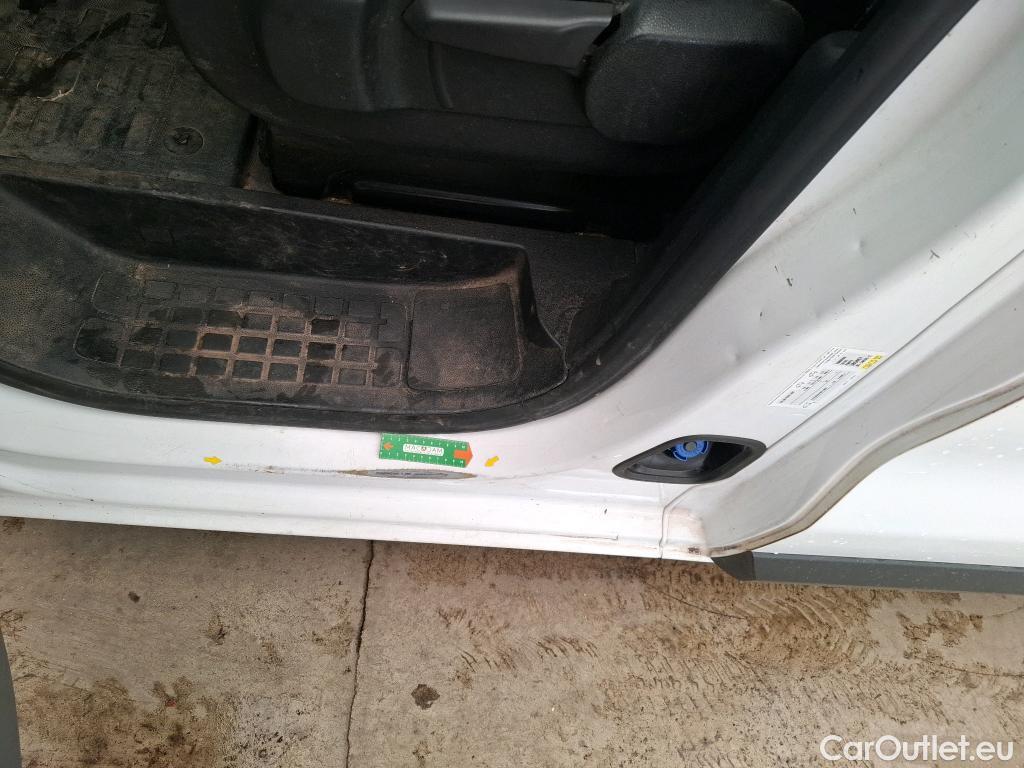  Peugeot  Expert  Fourgon Premium Pack Standard 1.6 HDi 95CV BVM5 E6 #17