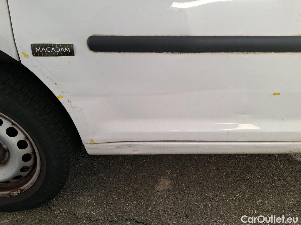  Volkswagen  Caddy  Fourgon/Break Van 1.6 TDI 75CV BVM5 E5 #4