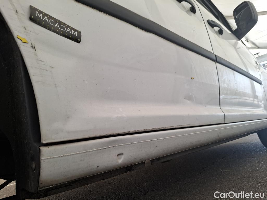  Volkswagen  Caddy  Fourgon/Break Van 1.6 TDI 75CV BVM5 E5 #6