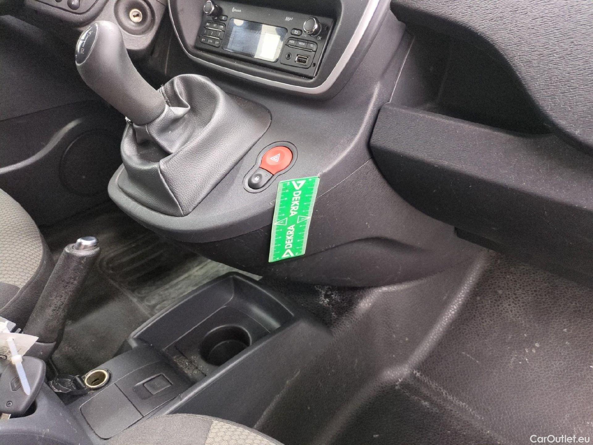  Renault  Kangoo  Express Grand Confort (L1) 1.5 dCi 90CV BVM5 E6 #85