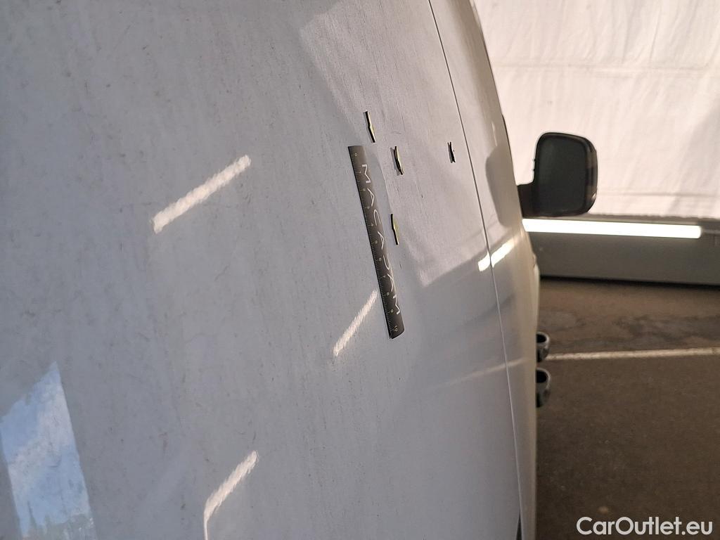  Volkswagen  Caddy VOLKSWAGEN  Van VU 4p Fourgonnette 20 TDI 75 Business Line #54