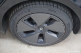 Tesla  Model 3 TESLA  Standard Reichweite Plus Hinterradantrieb 4d 208kW #48