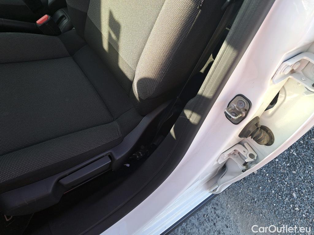  Citroen  C3  Feel Business 1.2 PureTech 80CV BVM5 E6d #1