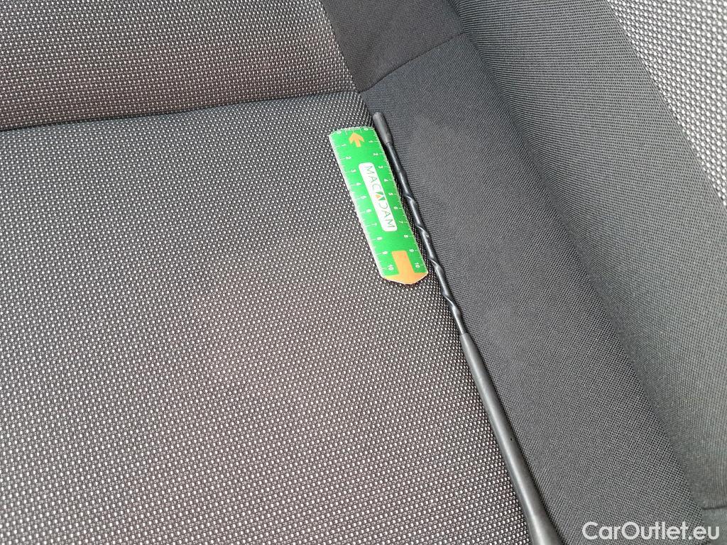  Citroen  C3  Feel Business 1.2 PureTech 80CV BVM5 E6d #3