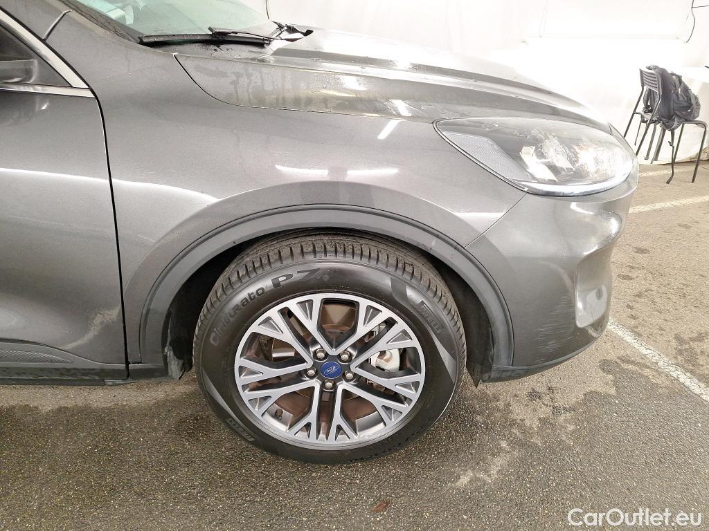  Ford  Kuga  Titanium Plug-In Hybrid 2.5 225CV BVA1 E6dT #32