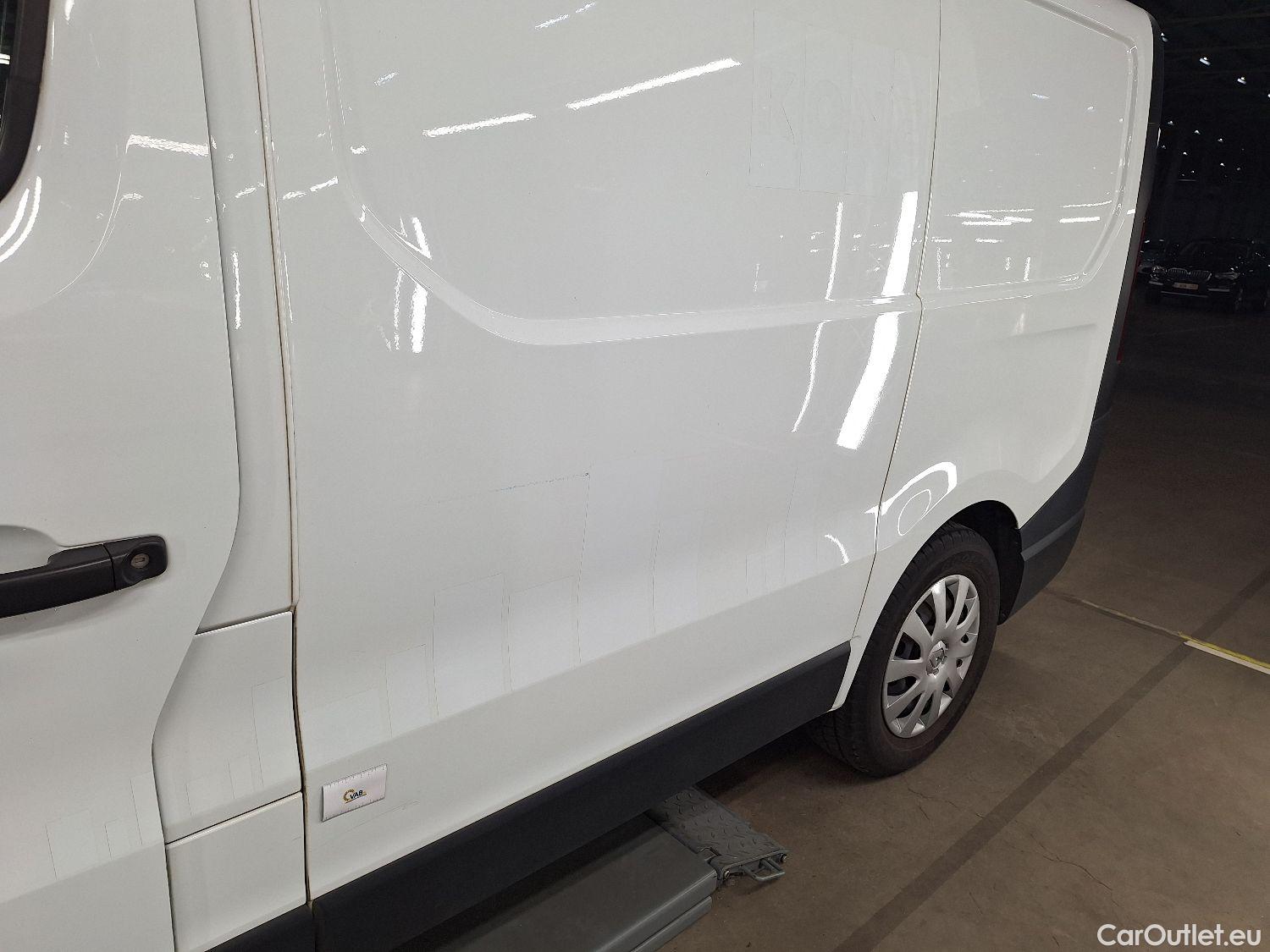  Renault  Trafic Renault, _ '14, Renault  L1H1 dCi 95 Grand Confort 2.7T 4d #28