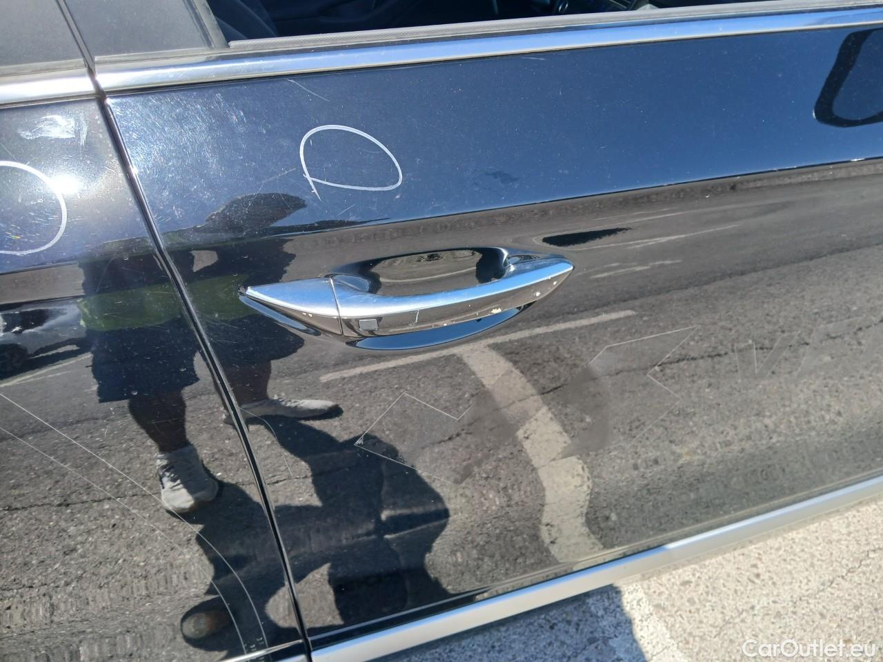  Hyundai   Ioniq HYUNDAI / 2019 / 5P / berlina con portón 1.6 GDI HEV Tecno DCT #40