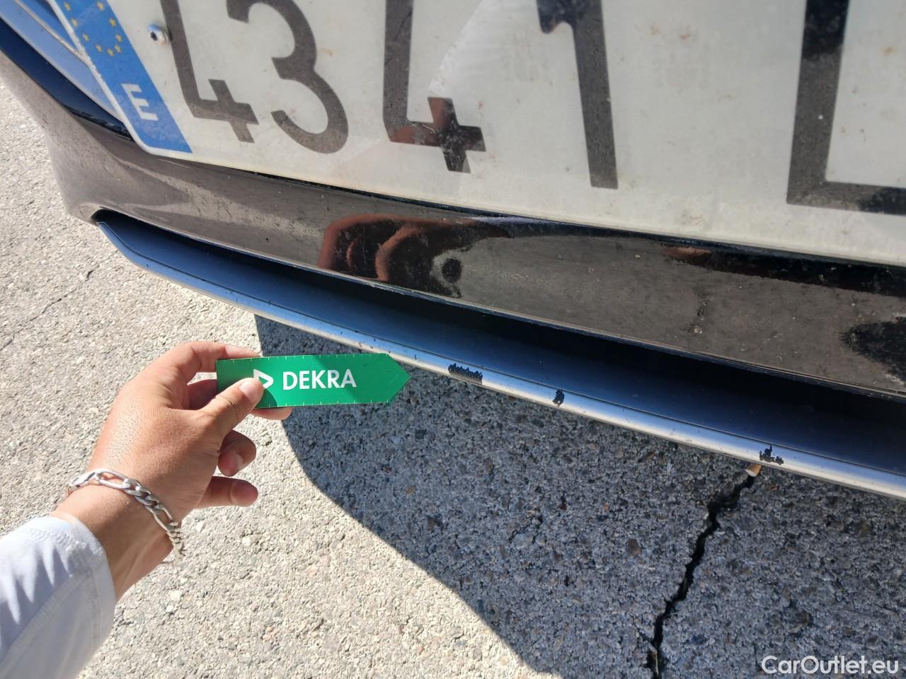  Hyundai   Ioniq HYUNDAI / 2019 / 5P / berlina con portón 1.6 GDI HEV Tecno DCT #8