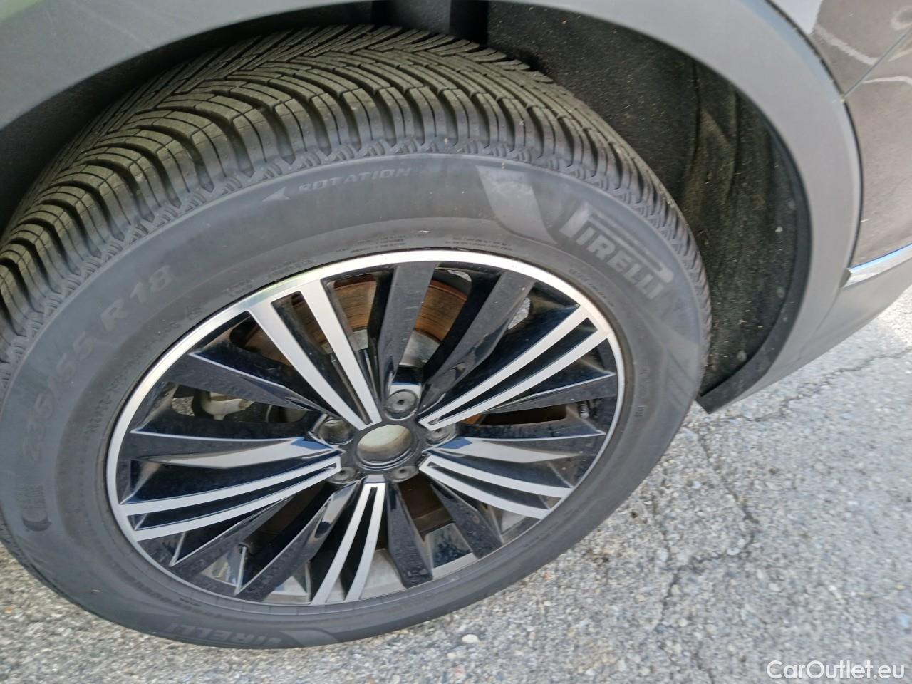  Volkswagen  Tiguan  Life 2.0 TDI 150CV AT7 E6d #27
