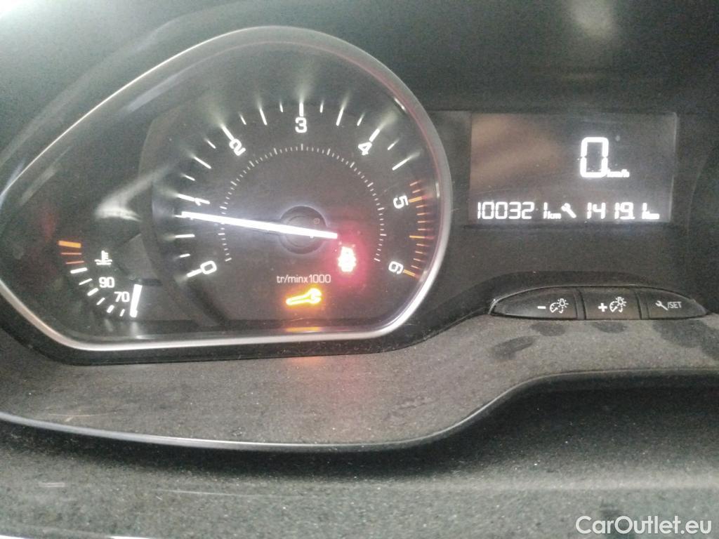  Peugeot  208  Affaire Premium Pack 1.5 HDi 100CV BVM5 E6dT #143