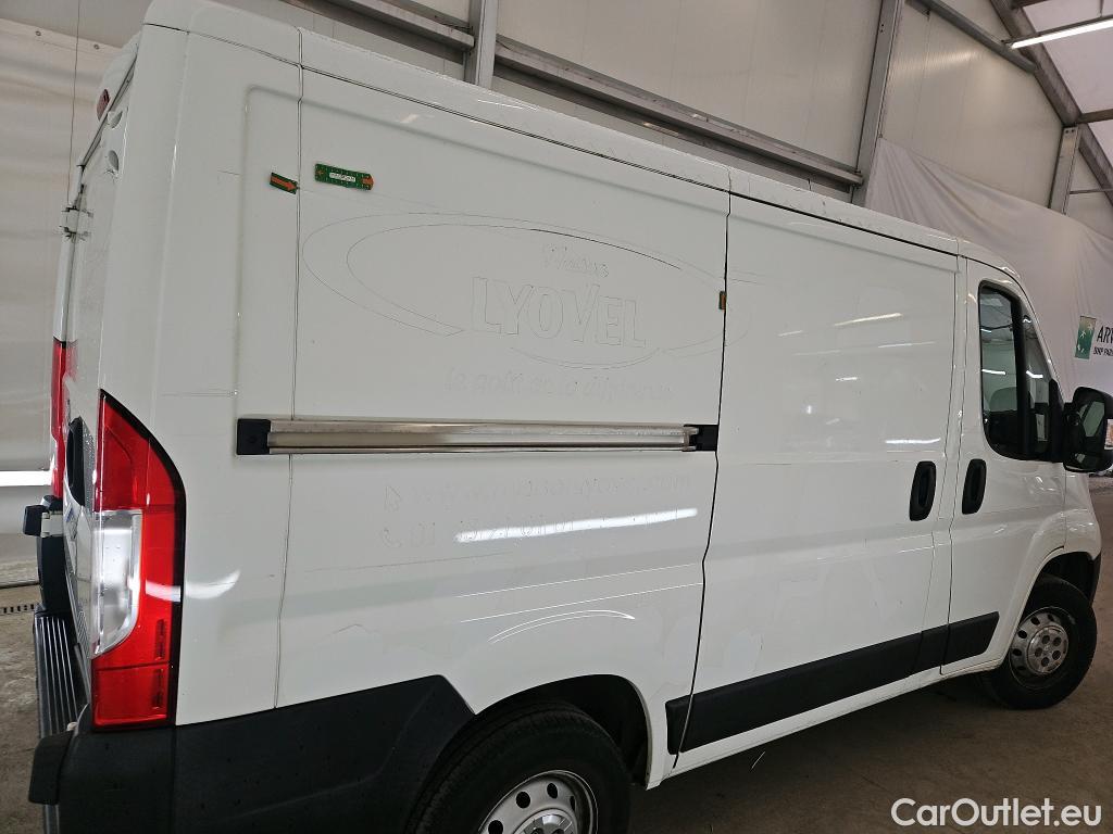  Peugeot  Boxer PEUGEOT  VU 4p Fourgon BLUEHDI 110 PREMIUM 333 L1H1 #3