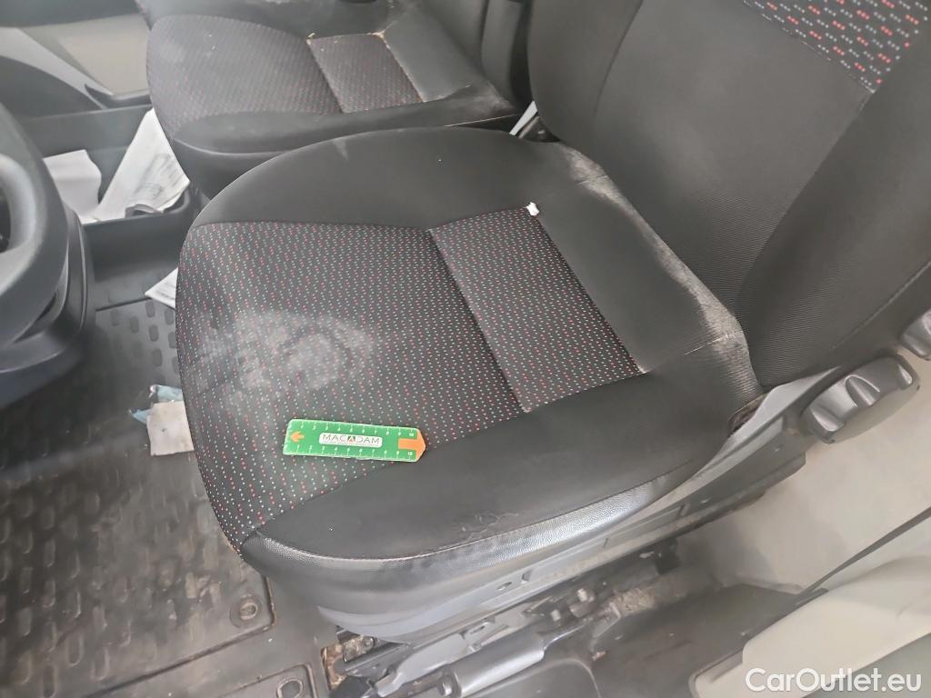  Peugeot  Boxer PEUGEOT  VU 4p Fourgon BLUEHDI 110 PREMIUM 333 L1H1 #46