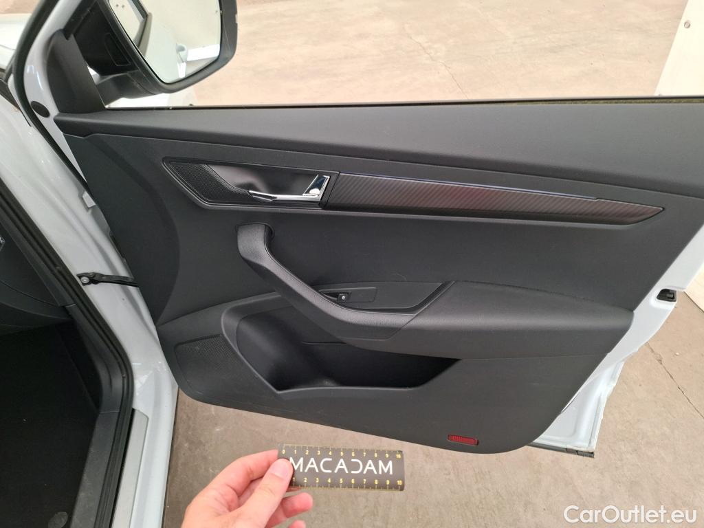  Skoda  Karoq  Sportline 2.0 TDI 150CV BVM6 E6dT #6