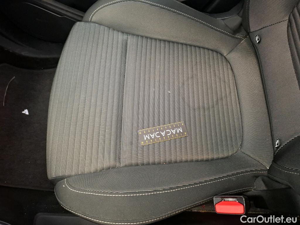  Renault  Scenic RENAULT Scénic / 2016 / 5P / monospace Business Blue dCi 120 EDC #18