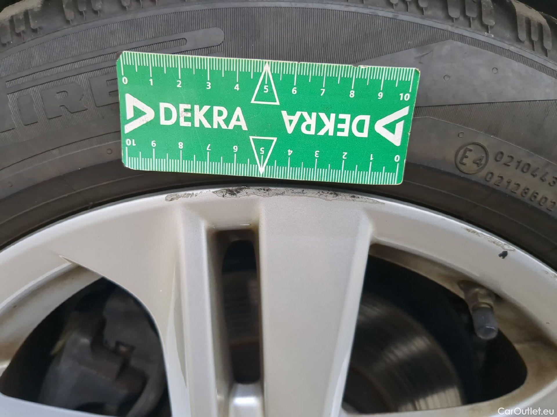  Toyota  Corolla TOYOTA  Touring Sports / 2018 / 5P / Break Hybride 122h Dynamic Business Stage Acad TVU #6