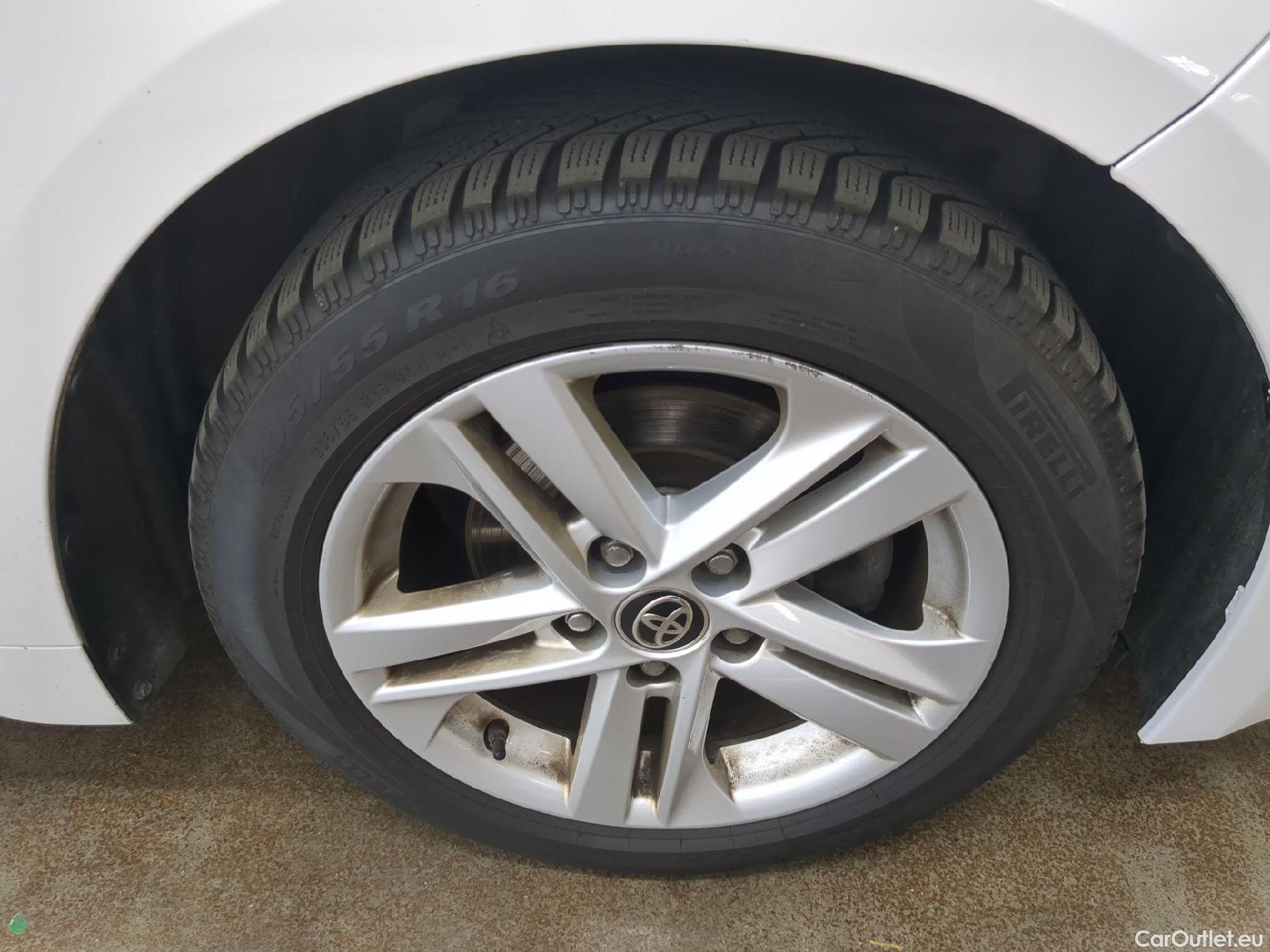  Toyota  Corolla TOYOTA  Touring Sports / 2018 / 5P / Break Hybride 122h Dynamic Business Stage Acad TVU #18