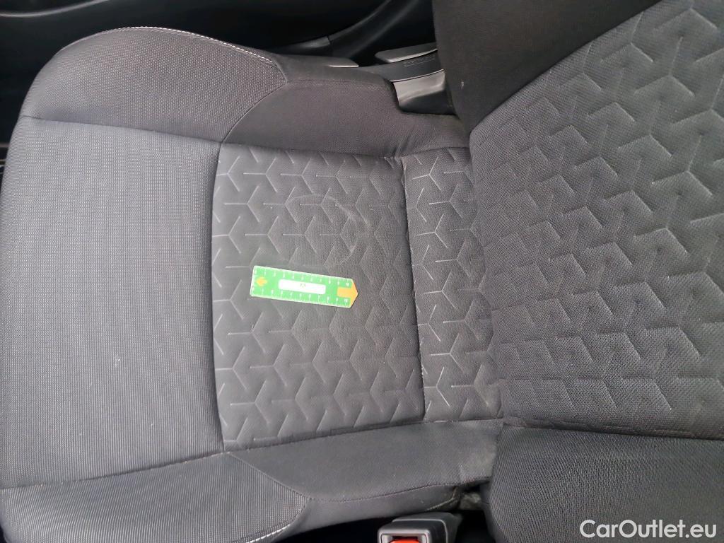  Toyota  Corolla TOYOTA  / 2018 / 5P / Berline Hybride 180h Dynamic Business #1