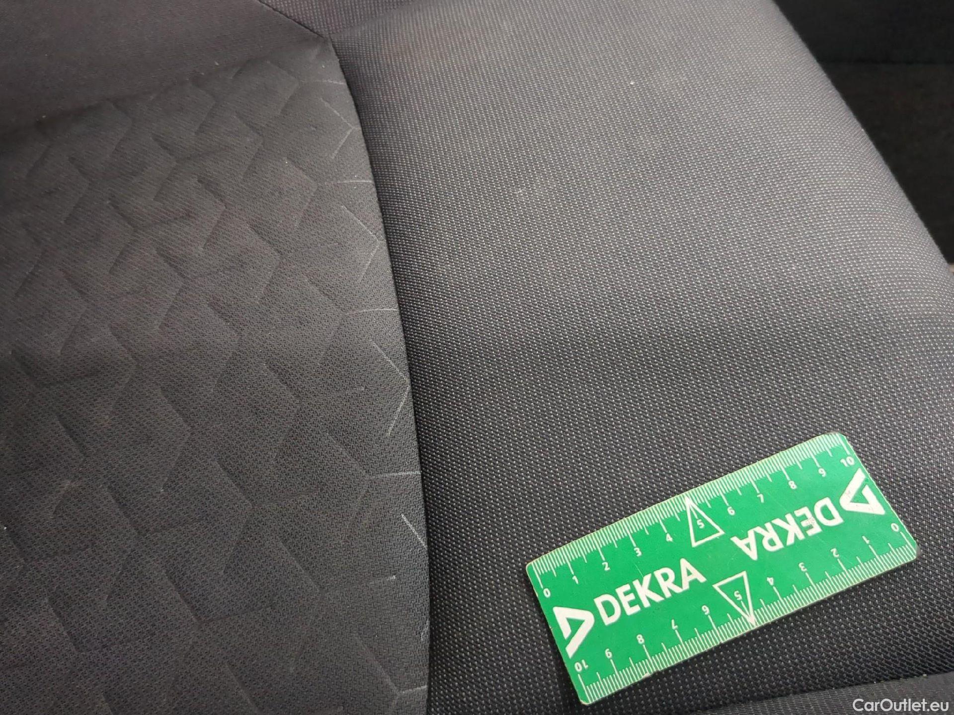  Toyota  Corolla TOYOTA  Touring Sports / 2018 / 5P / Break Hybride 122h Dynamic Business Stage Acad TVU #39