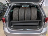  Volkswagen  Passat VARIANT 2.0 TDI SCR DSG  15 #8