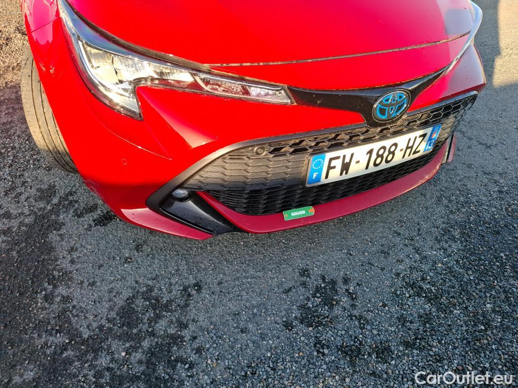  Toyota  Corolla TOYOTA  Touring Sports / 2018 / 5P / Break Hybride 122h Dynamic Business Stage Acad #1