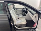  Volkswagen  Passat  Variant 2.0 TDI SCR Elegance Business 110kW/150pk  5D/P Man-6 #7