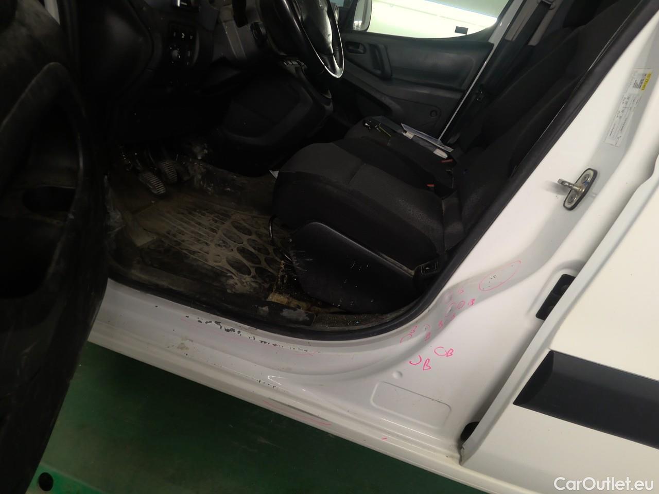  Peugeot  Partner  HDI 100 L2 Pro #11