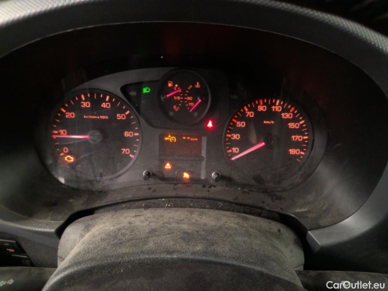  Peugeot  Partner  HDI 100 L2 Pro #45