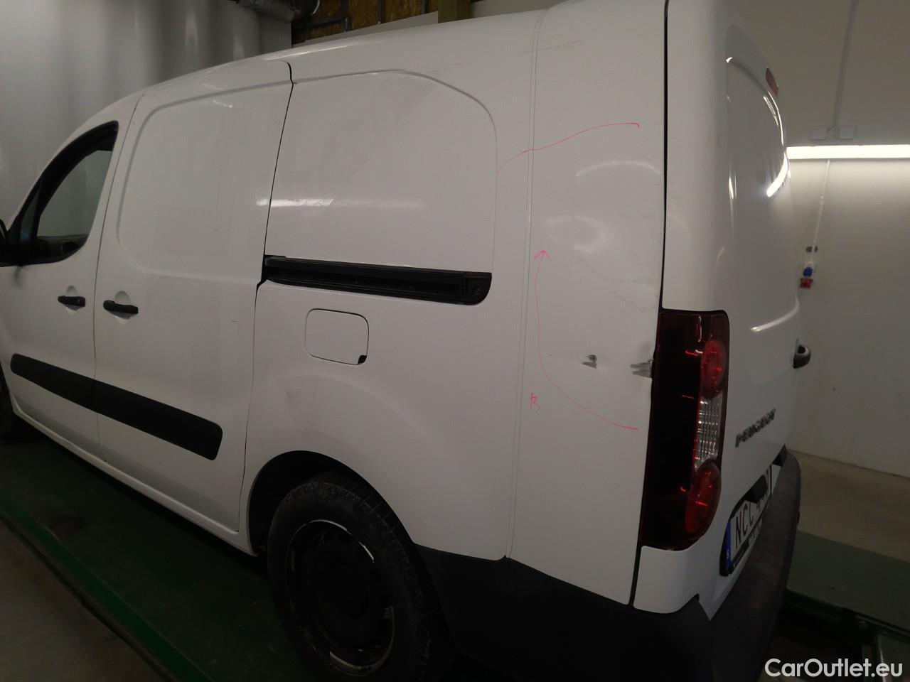  Peugeot  Partner  HDI 100 L2 Pro #42