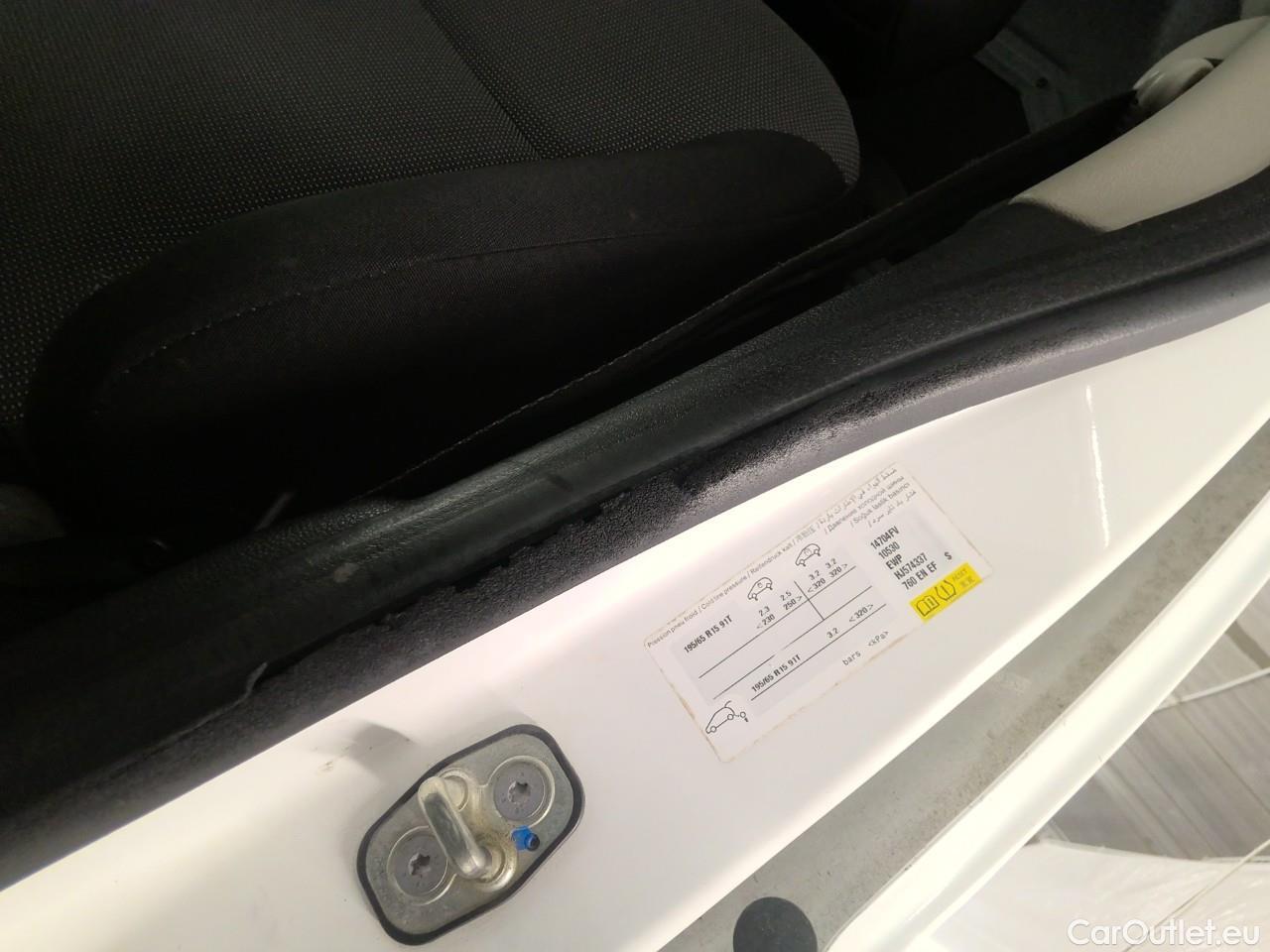  Peugeot  Partner  HDI 100 L2 Pro #12